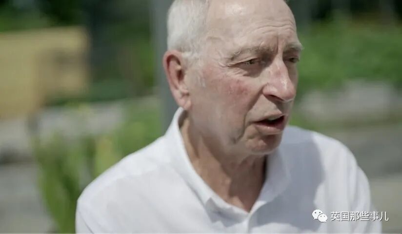 3岁时亲眼目睹母亲被残忍杀害，如今32岁的他说出了全部细节（组图） - 16