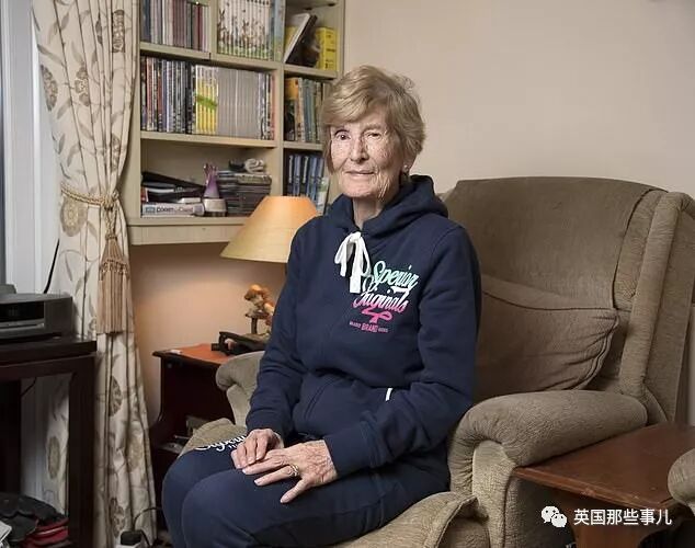 她在孤儿院长大，19岁开始寻找母亲，81岁终于如愿！（组图） - 2