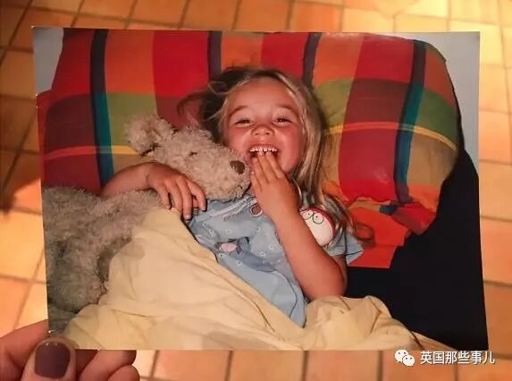 黑寡妇是谁扮演的_女主是寡妇男主是屠夫_文章在黑狐扮演