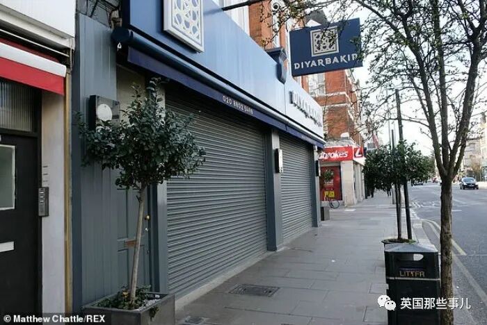 英国认真了! 关酒吧餐厅, 政府发工资，医生垃圾袋套头，超市门口爆满（组图） - 36