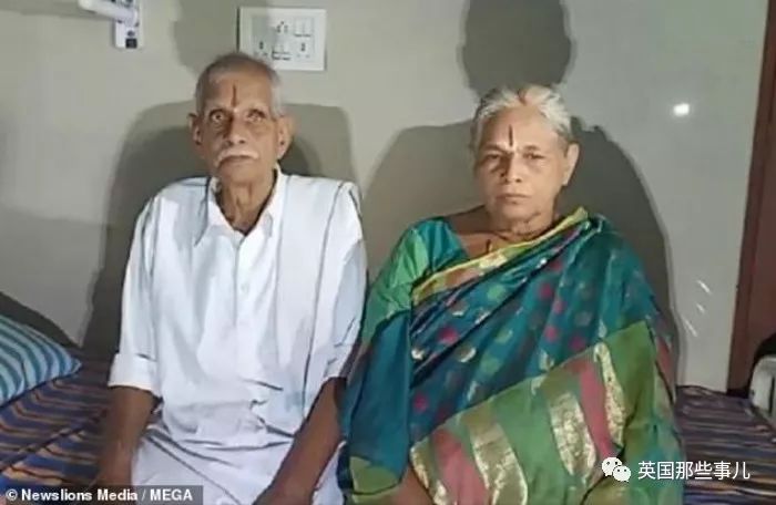 74歲老婦生下一對雙胞胎女兒:
