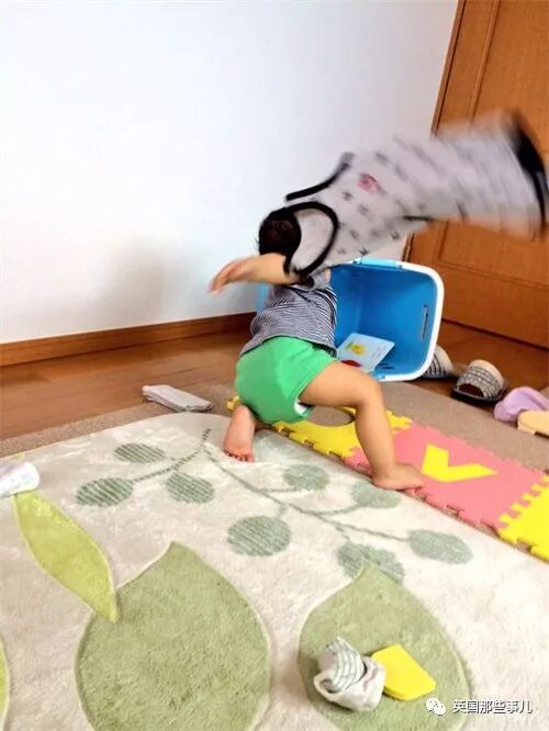 所謂育兒，視線一離開，可能馬上發生讓爹媽腦殼痛的慘案…… 親子 第20張