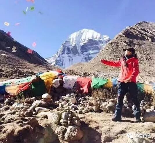 无锡“蓝玫瑰”绽放雪峰之顶 她的“蓝朋友”也很棒