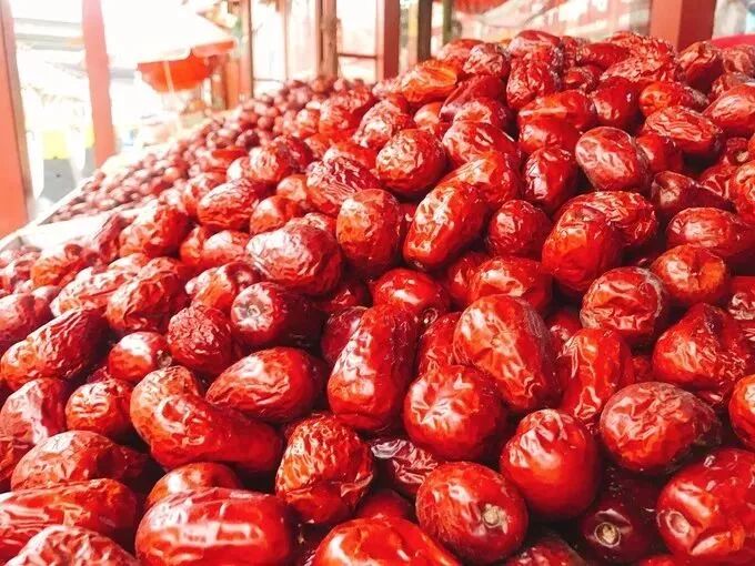 新疆几点钟天亮_新疆几点天黑几点天亮_新疆几点天亮