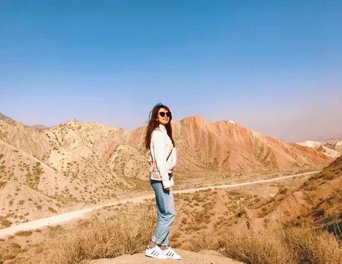 新疆几点天黑几点天亮_新疆几点天亮_新疆几点钟天亮