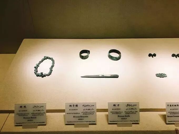 新疆几点钟天亮_新疆几点天黑几点天亮_新疆几点天亮