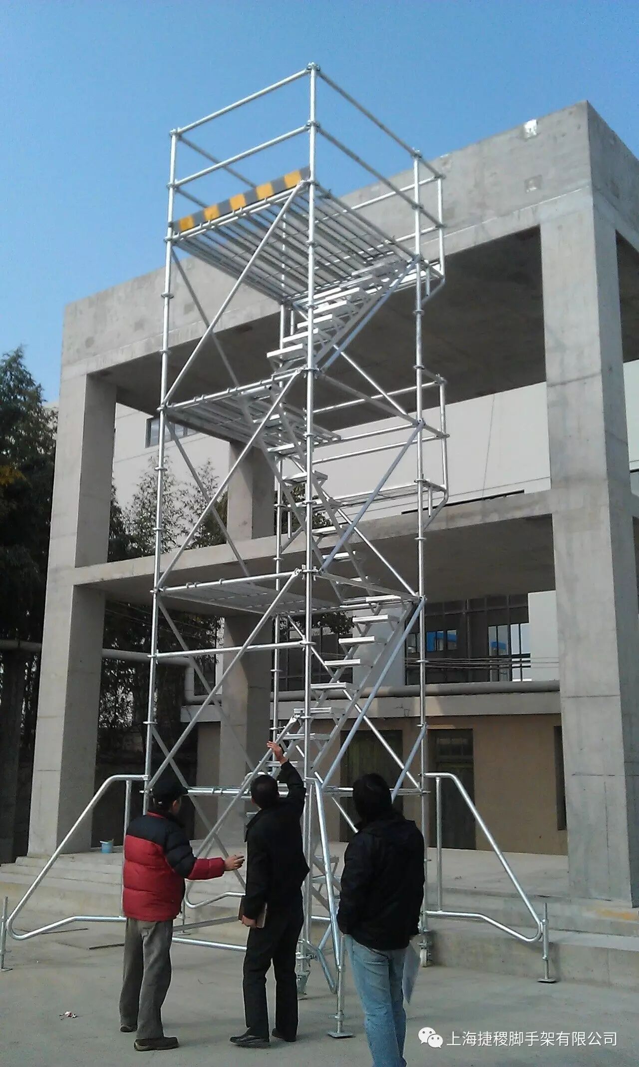 建筑装饰高效"助手"——新型盘扣式移动脚手架