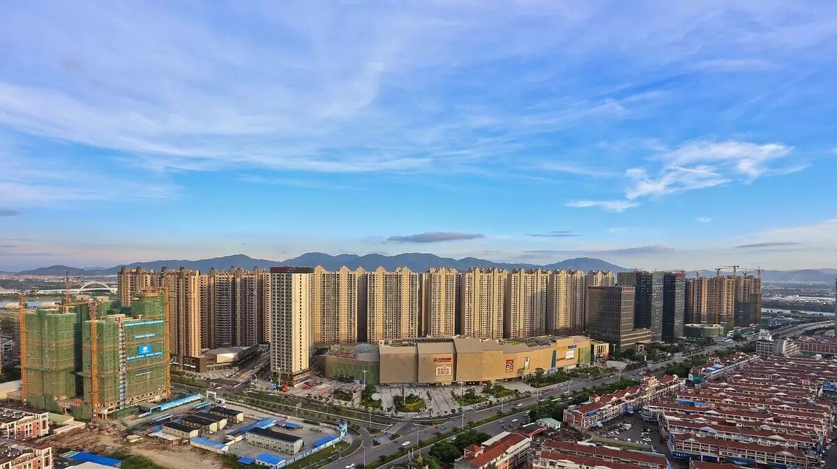 插播广告:翼特丽景城,新品热销中.