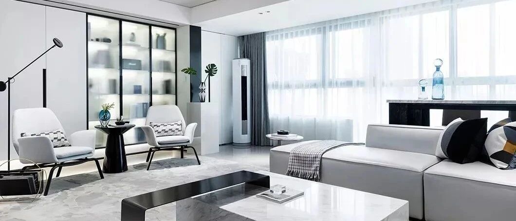 133㎡现代时尚三居室，客厅连阳台空间宽敞明亮，卧室也很赞！