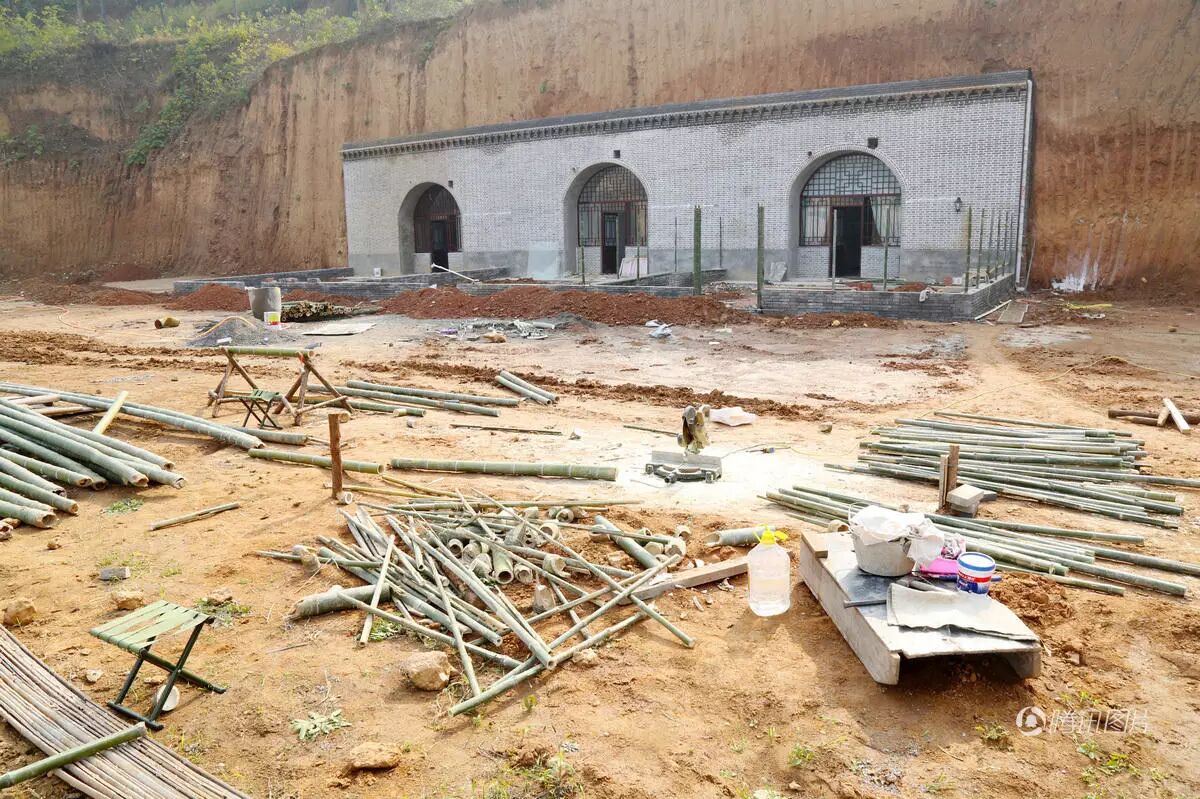 【人物】荥阳住着一位80后美女弃百万豪宅回农村种地住窑洞