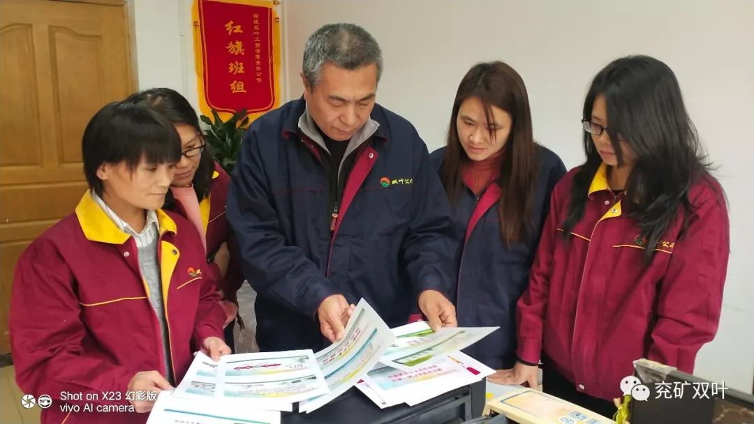 二手砂石廠設備石料廠設備_廣告印刷廠設備_廣告發(fā)光字廠設備轉讓