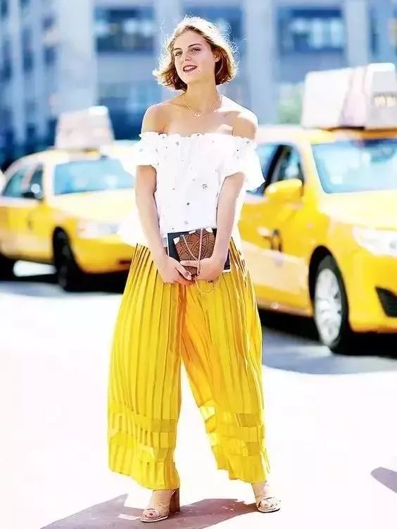 靚麗而明媚的黃色，才是這個夏天最養眼時髦的打開方式！ 時尚 第37張