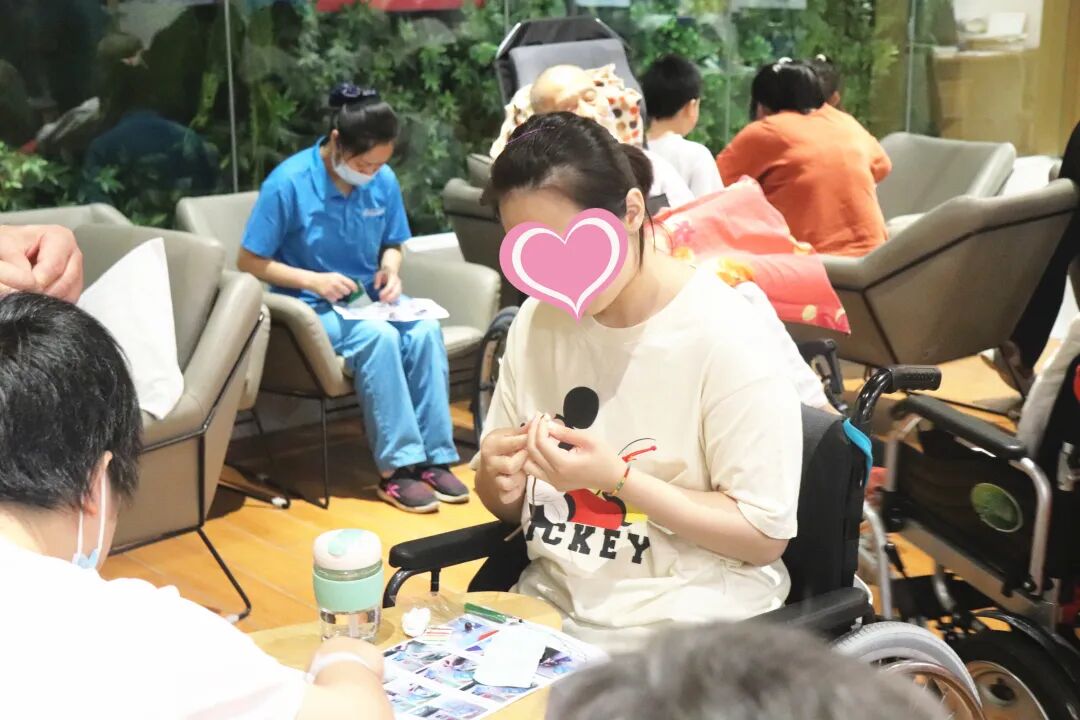 成都顾连锦宸康复医院端午节患者活动