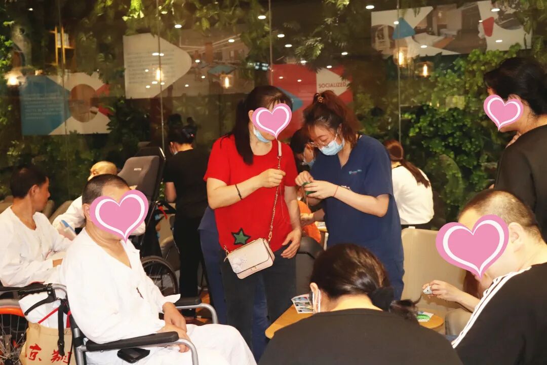 成都顾连锦宸康复医院端午节患者活动