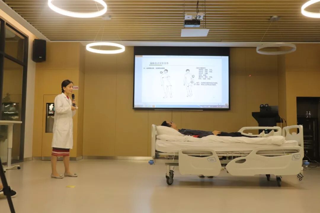 川-港康复护理人才培养计划第一期护理培训在成都顾连康复医院圆满举行