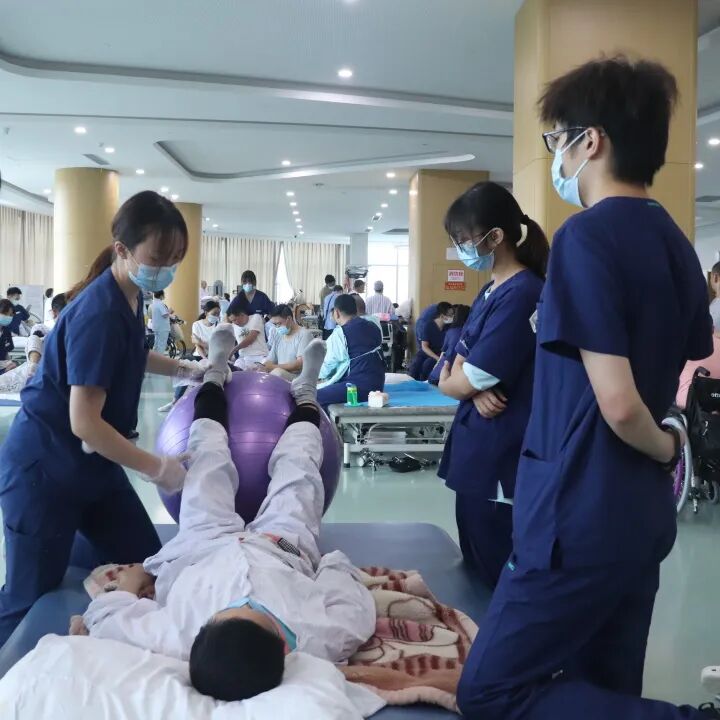 成都顾连康复医院康复治疗师规范化培训现场