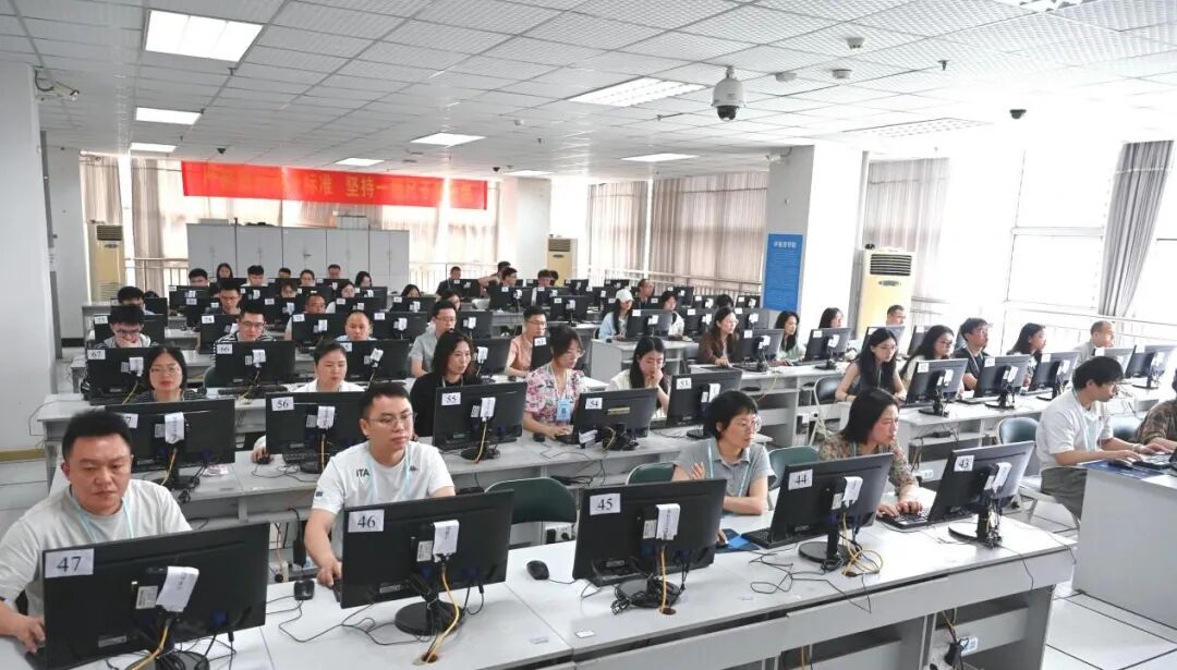 重庆市2026年高考评卷场。第1眼TV-华龙网记者 刘润 摄
