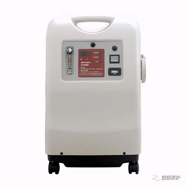 制氧机为什么老是出水老人家中需要有备用氧气，氧气桶和制氧机这么选_https://www.jmylbn.com_新闻资讯_第1张