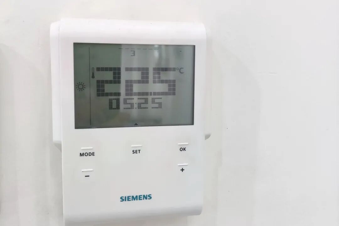 冬季取暖，地暖系统这个温度刚刚好！(图2)