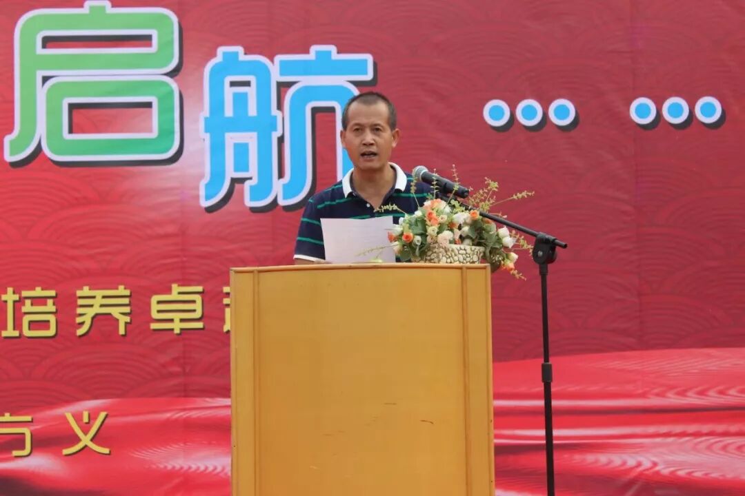 虢镇初中盛大举行2019级学生励志教育报告会