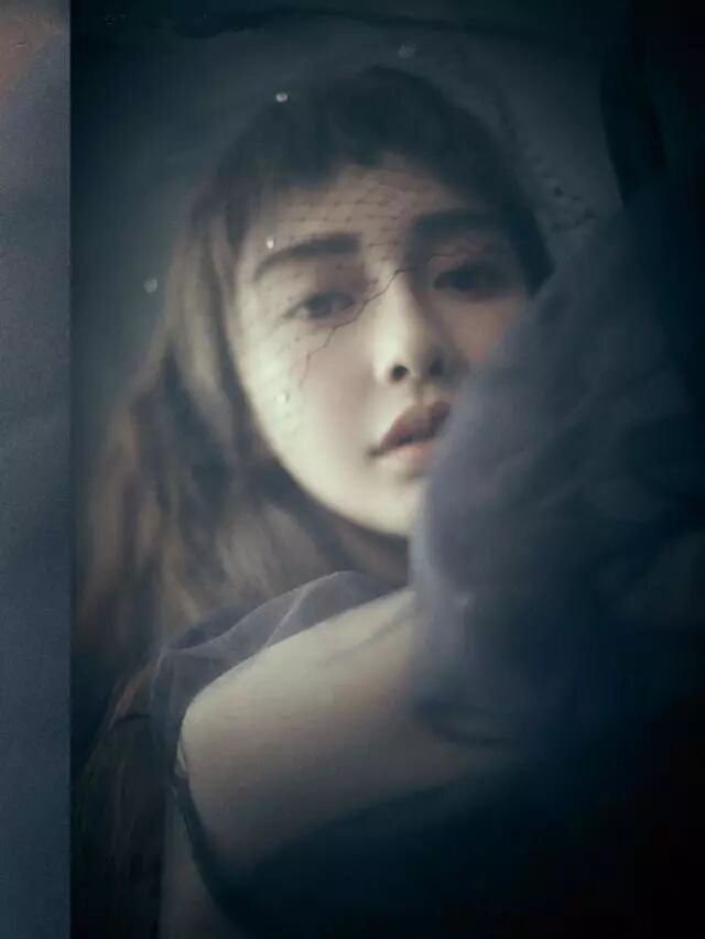 楊穎的 新髮型真夠霸氣！狗啃瀏海搭配復古潮裝，比之前更有氣質了 時尚 第19張