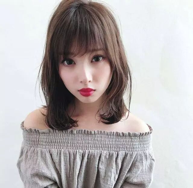 2019超流行的鎖骨發，適合哪種類型的女生呢？ 時尚 第11張