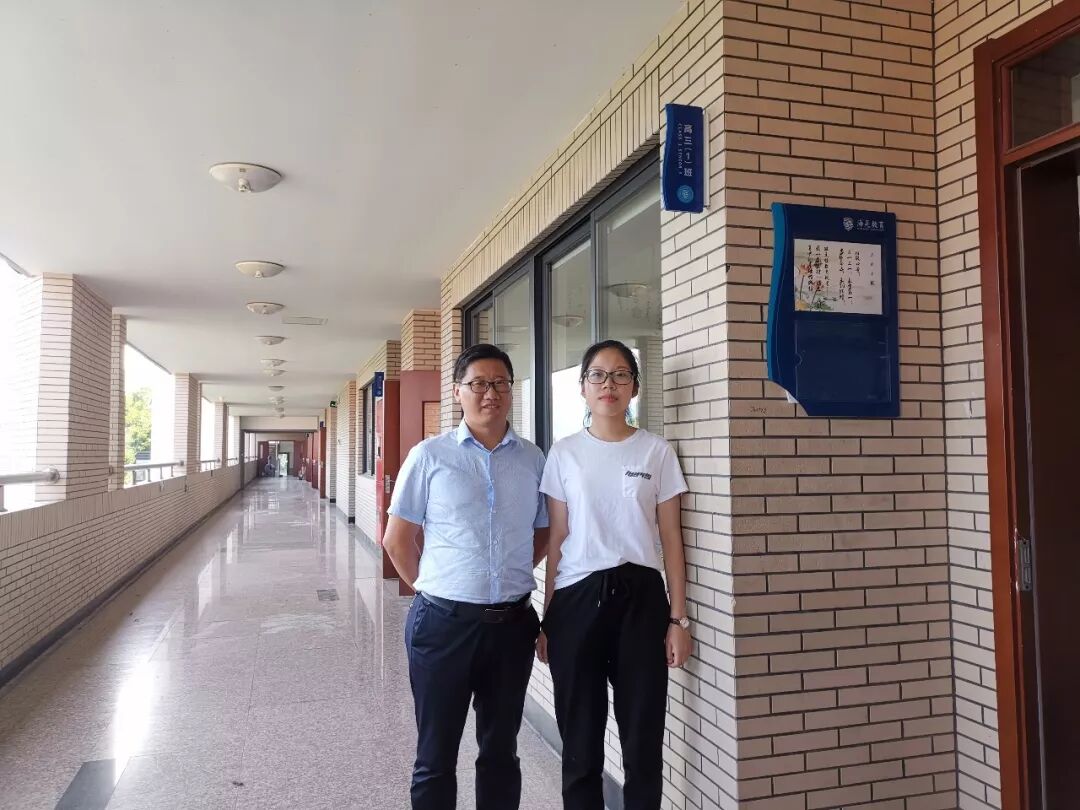 高考打滿分的人有哪些_高考700分?jǐn)?shù)學(xué)滿分男孩稱愛打游戲_高考考滿分的女孩