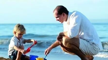 最伤孩子的7种爸爸，第一名简直实至名归！