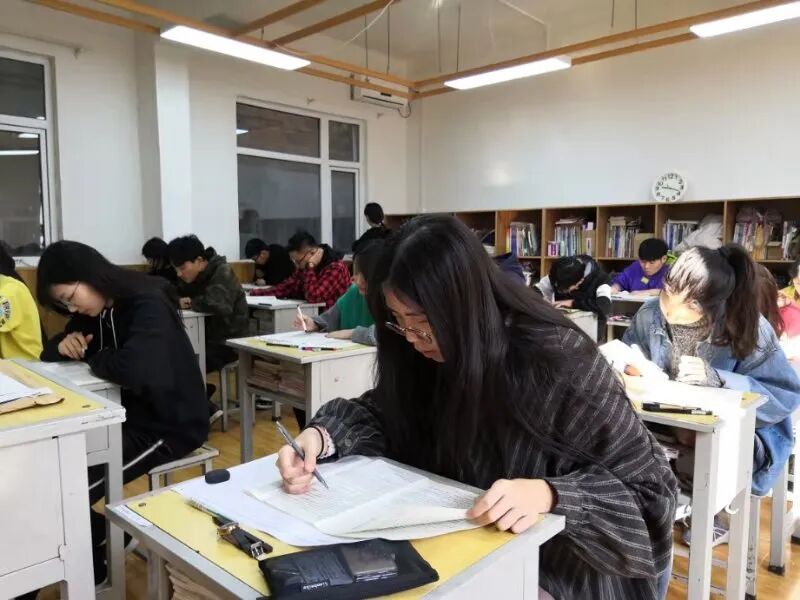 博文高考艺术冲刺班17年校庆钜惠有礼