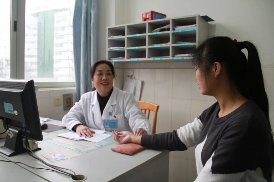 低频治疗仪能治疗什么中医界的新宠——子午流注低频治疗仪_https://www.jmylbn.com_新闻资讯_第7张