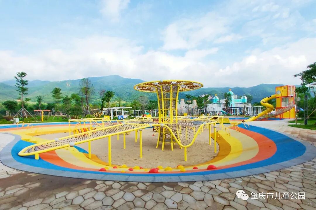 好美鸭宫崎骏动漫风的肇庆市儿童公园邀你畅游秋天