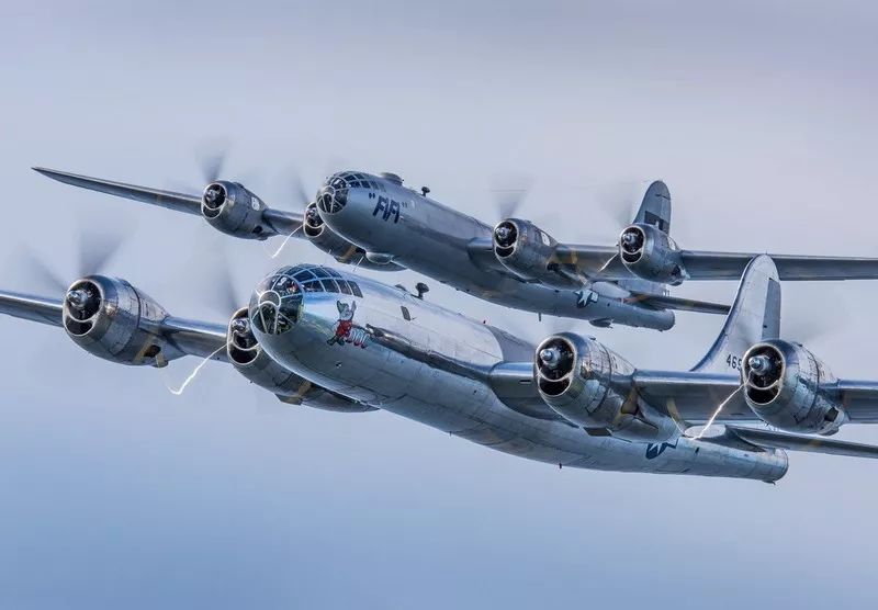 Сайт б 29. Boeing b-29 «Суперфортресс». B-29 бомбардировщик. Бомбардировщик б6. B-29 Superfortress Размеры.