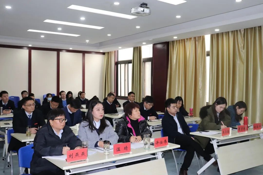 2015年召开国家会议_2018年召开什么会议_郑州大学就业创业服务网