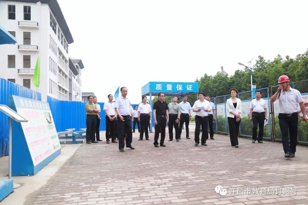 ‘bat365在线官网登录入口’副市长赵淑红督导检查学校安全工作
