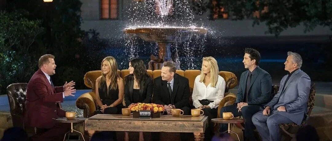 笑着就哭了！任何标题都无法表达我告别《老友记》的复杂心情