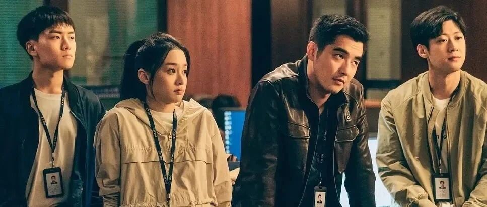 男男双线探案，画像师是福尔摩斯