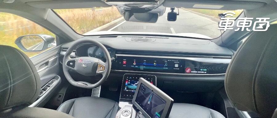 你放心让机器开车吗？看完这份自动驾驶安全白皮书就懂了