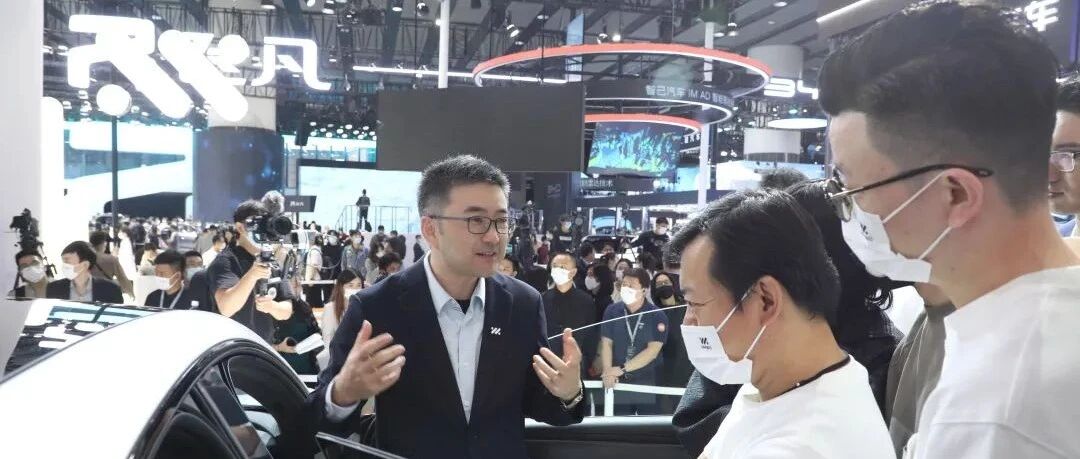 那批最早打开L7车门的人，主导着智己的未来