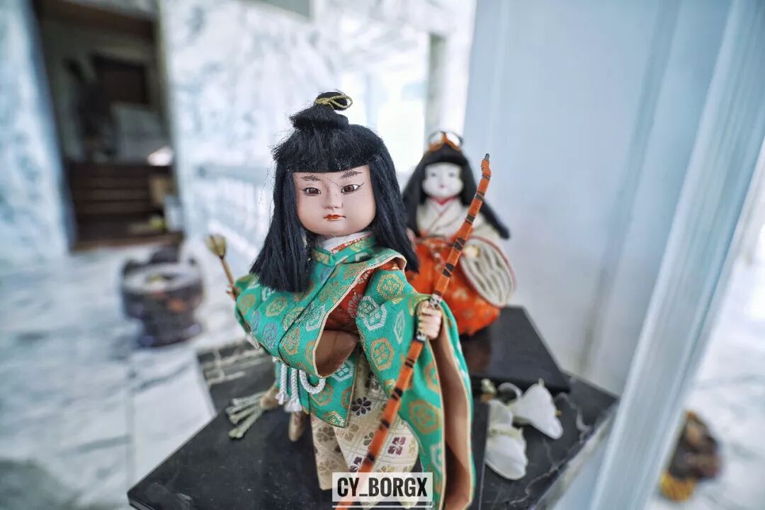 日本21亿日元豪宅被抛弃！无数奢侈“陪葬品”令网友震惊，屋主至今是个谜（组图） - 29