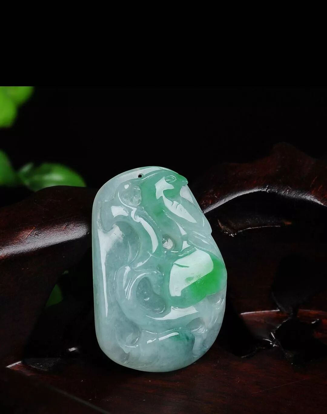 翡翠喜鹊的款式不同，寓意也有所不同！大家买对了吗？