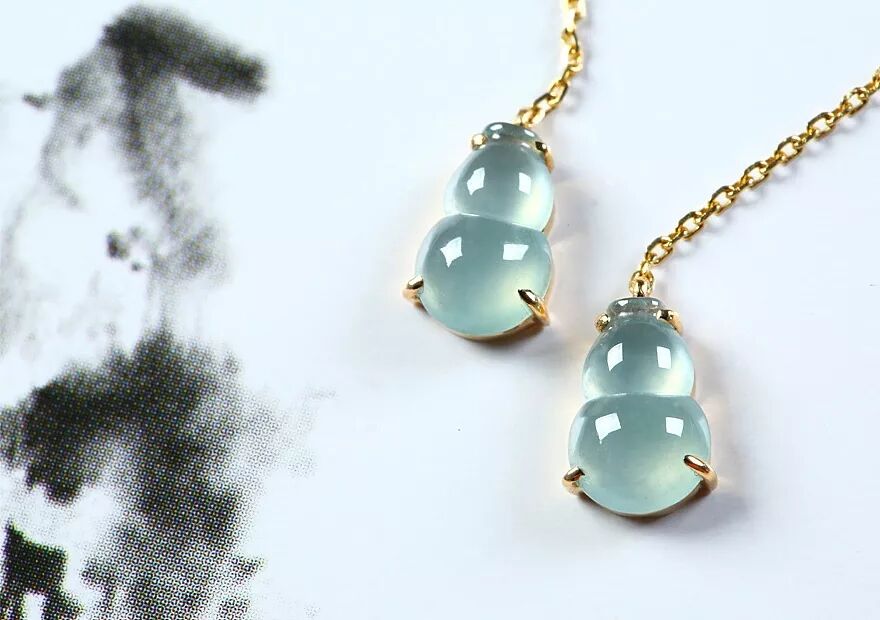 浅谈天然翡翠葫芦挂件雕刻的比例标准！