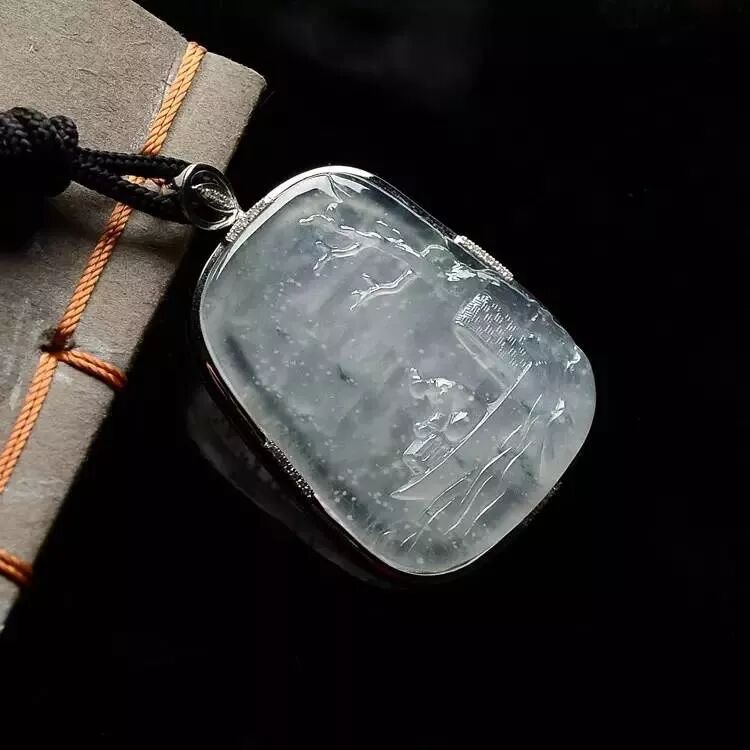 翡翠无棉不天然？翡翠的棉，竟变成了翡翠的升值因素！