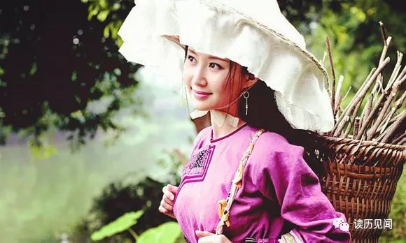 “歌仙”被张艺谋搬进《印象•刘三姐》中,她的美丽故事竟是这样凄婉动人 “歌仙”被张艺谋搬进《印象•刘三姐》中,她的美丽故事竟是这样凄婉动人