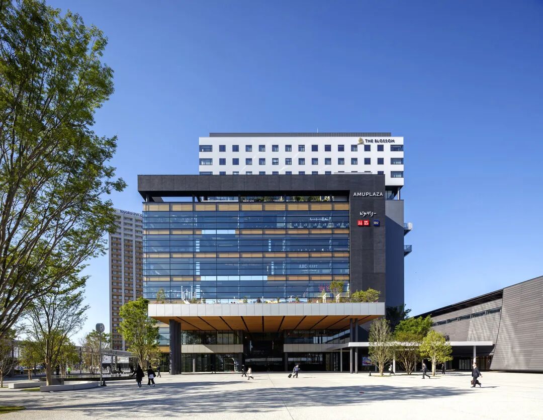 深圳粤港澳青年创业区一期高技派与中国传统建筑文化的碰撞