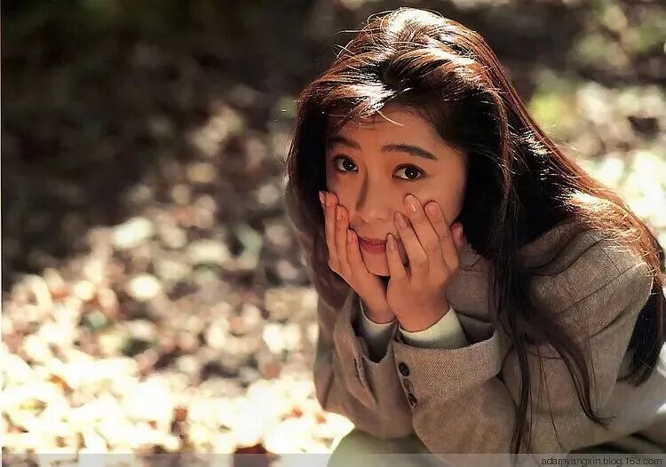 在出演崔芯爱一角后,韩彩英名声大涨.