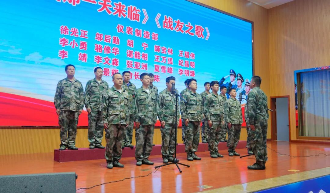 安徽天康集團(tuán)舉行慶祝建軍97周年暨“最美退役軍人、賢內(nèi)助、家庭頒獎(jiǎng)儀式