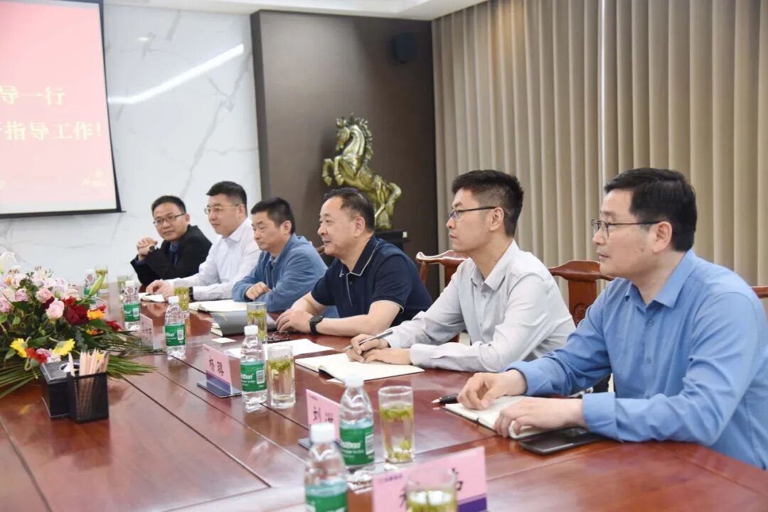 滁州市稅務(wù)局黨委委員、總經(jīng)濟師黎向東一行蒞臨安徽天康集團調(diào)研指導(dǎo)工作