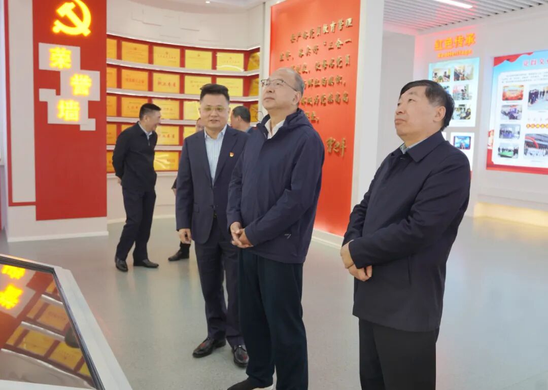 安徽省直機關(guān)工委書記朱斌一行蒞臨安徽天康集團調(diào)研指導(dǎo)黨建工作