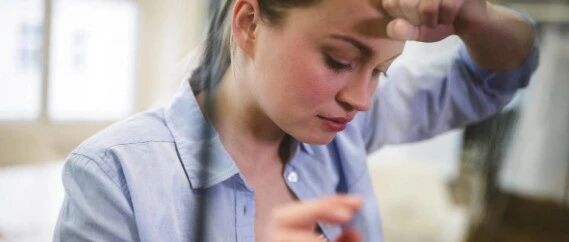 一个人越是没钱的时候，越要做到下面这三点，现在醒悟还来得及！