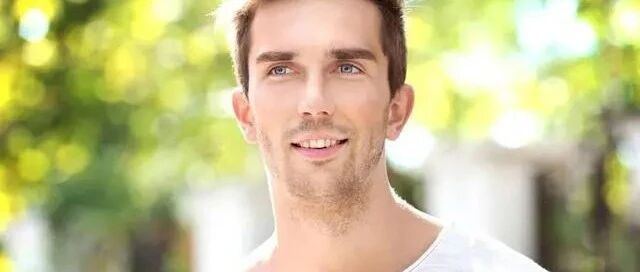 男性“耗阳”5大举动，熬夜排名垫底，忍不住的人，阳气或已透支